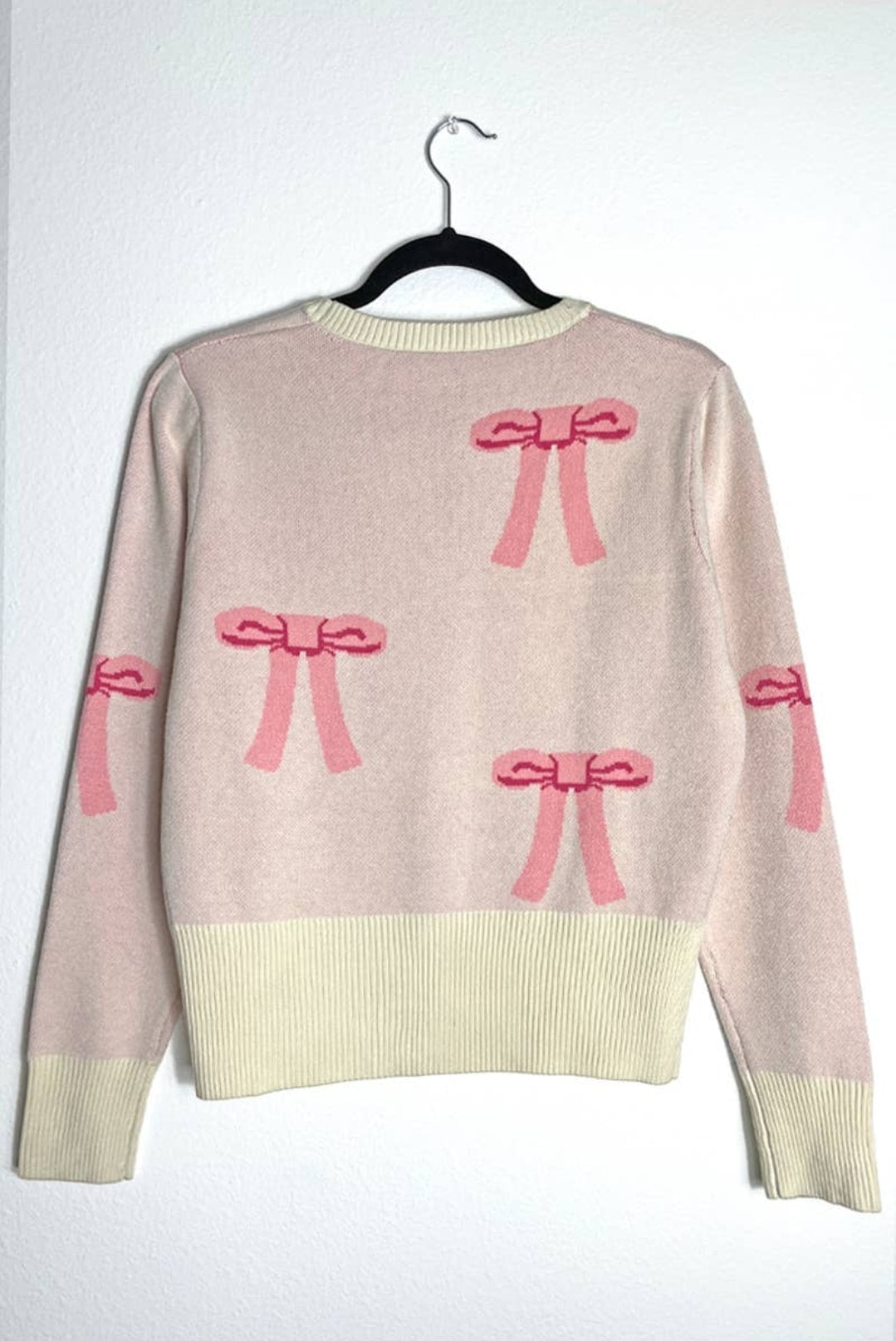Girly sweater in pink