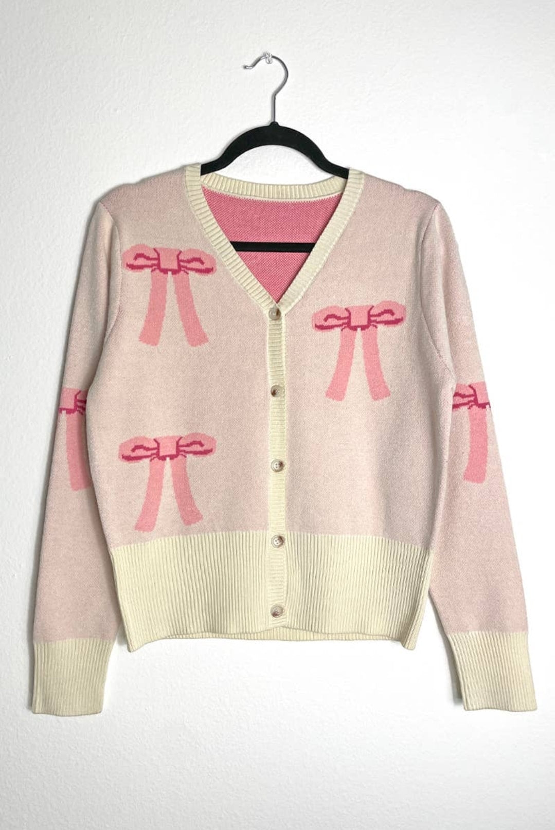 Girly sweater in pink